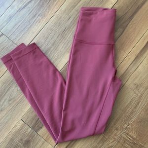 Lululemon Wunder Train 25”